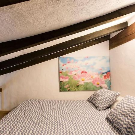 Apartamento, junto al mar Ea Esterno foto