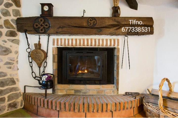 Apartamento, junto al mar Ea Esterno foto